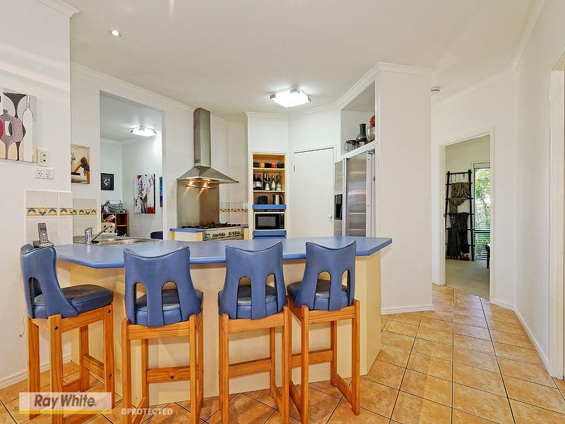 2 Frawley Street, Scarborough QLD 4020, Scarborough - Thumbnail 4