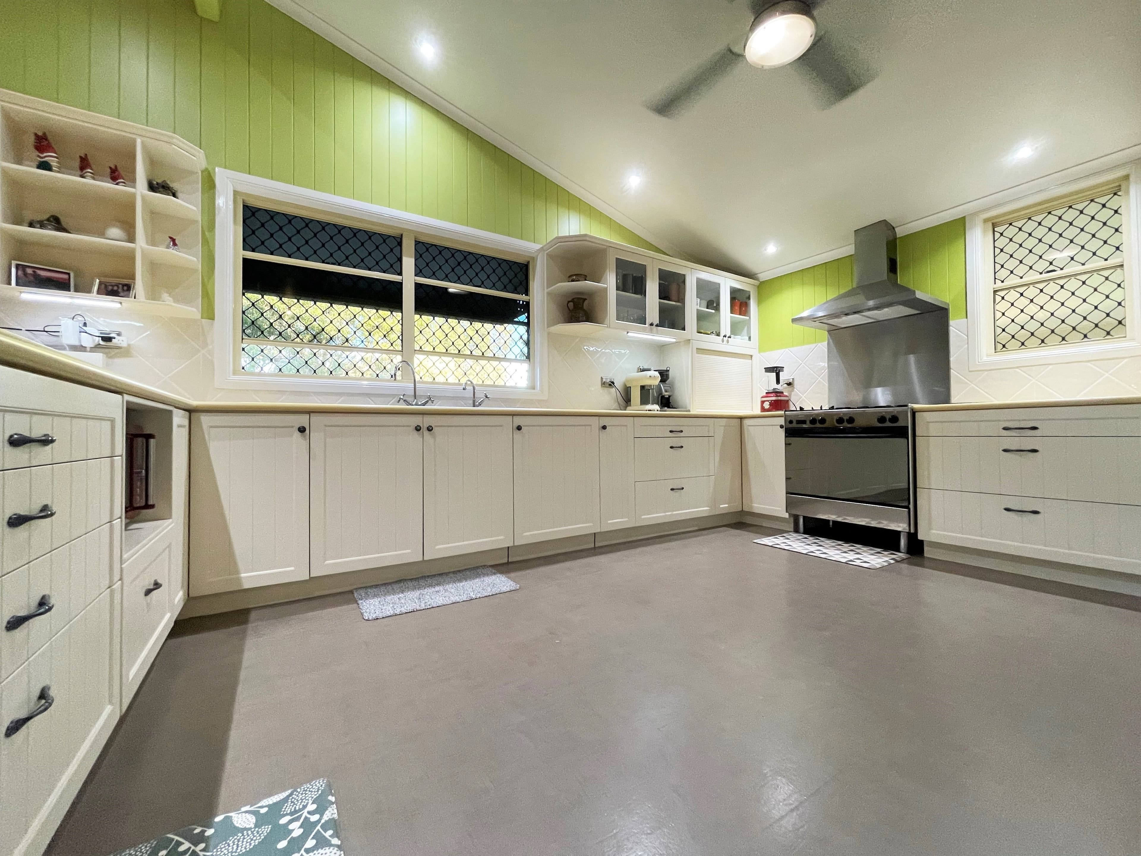 17 Brolga Street, Longreach QLD 4730, Longreach - Thumbnail 8