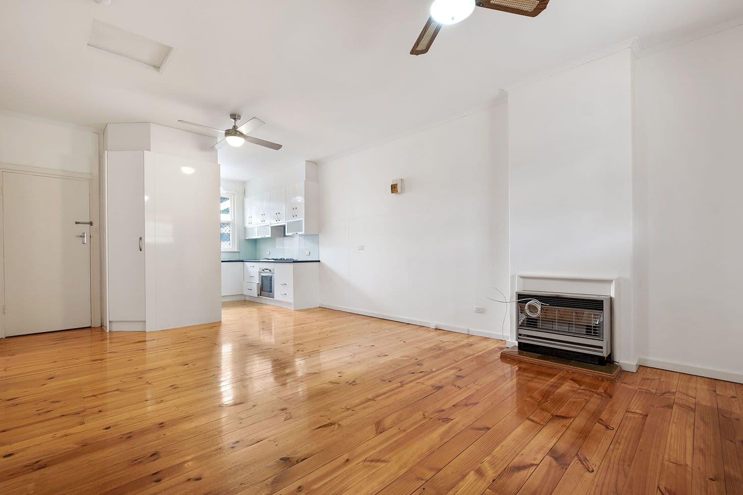 85 Alawoona Avenue, Mitchell Park SA 5043, Mitchell Park - Thumbnail 3