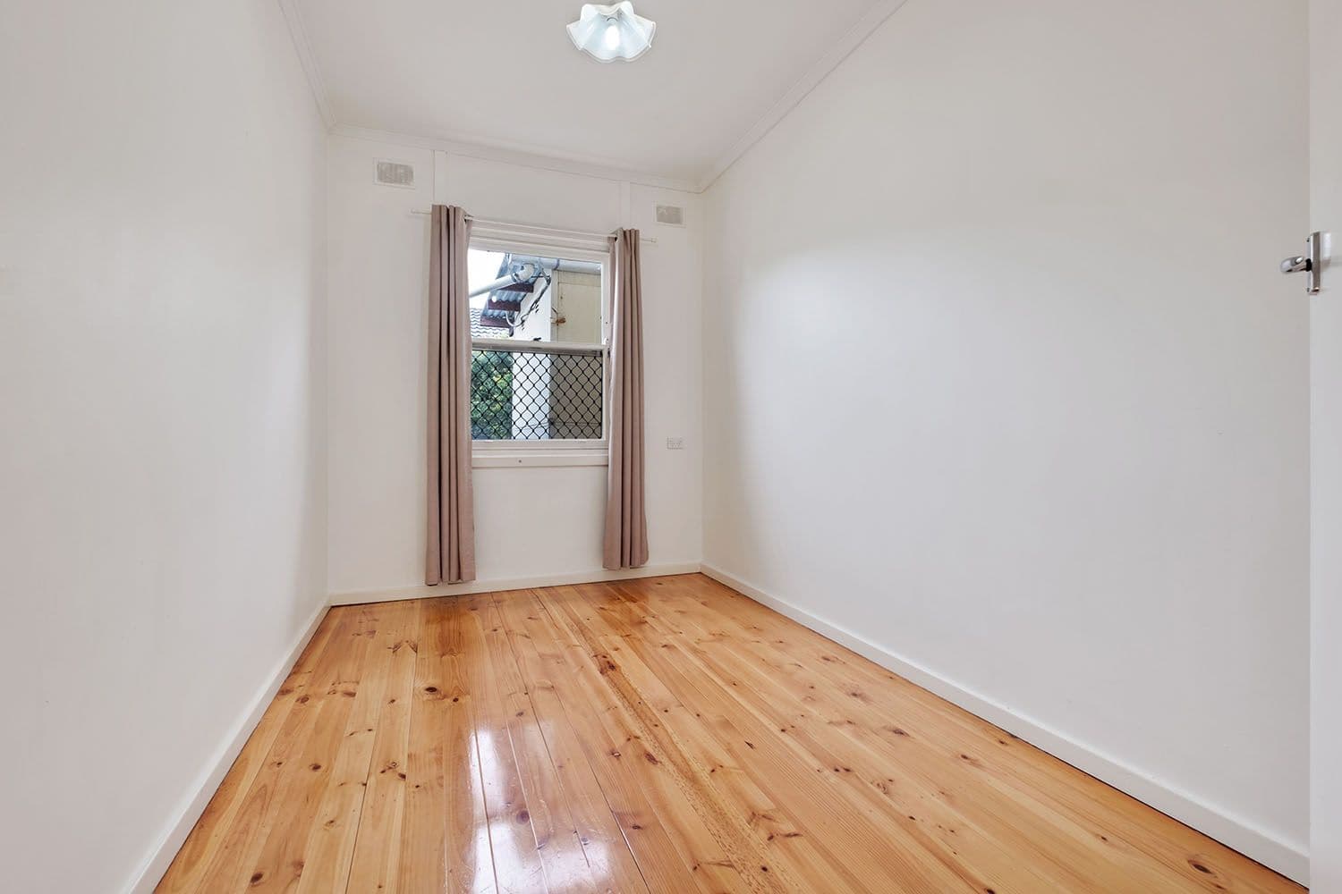 85 Alawoona Avenue, Mitchell Park SA 5043, Mitchell Park - Thumbnail 6
