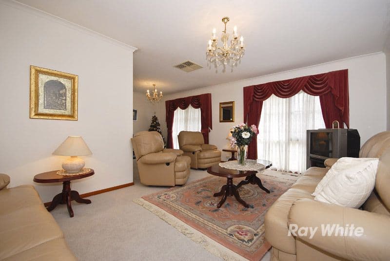 28 Flamingo Drive, WANTIRNA SOUTH VIC 3152, Wantirna South - Thumbnail 4