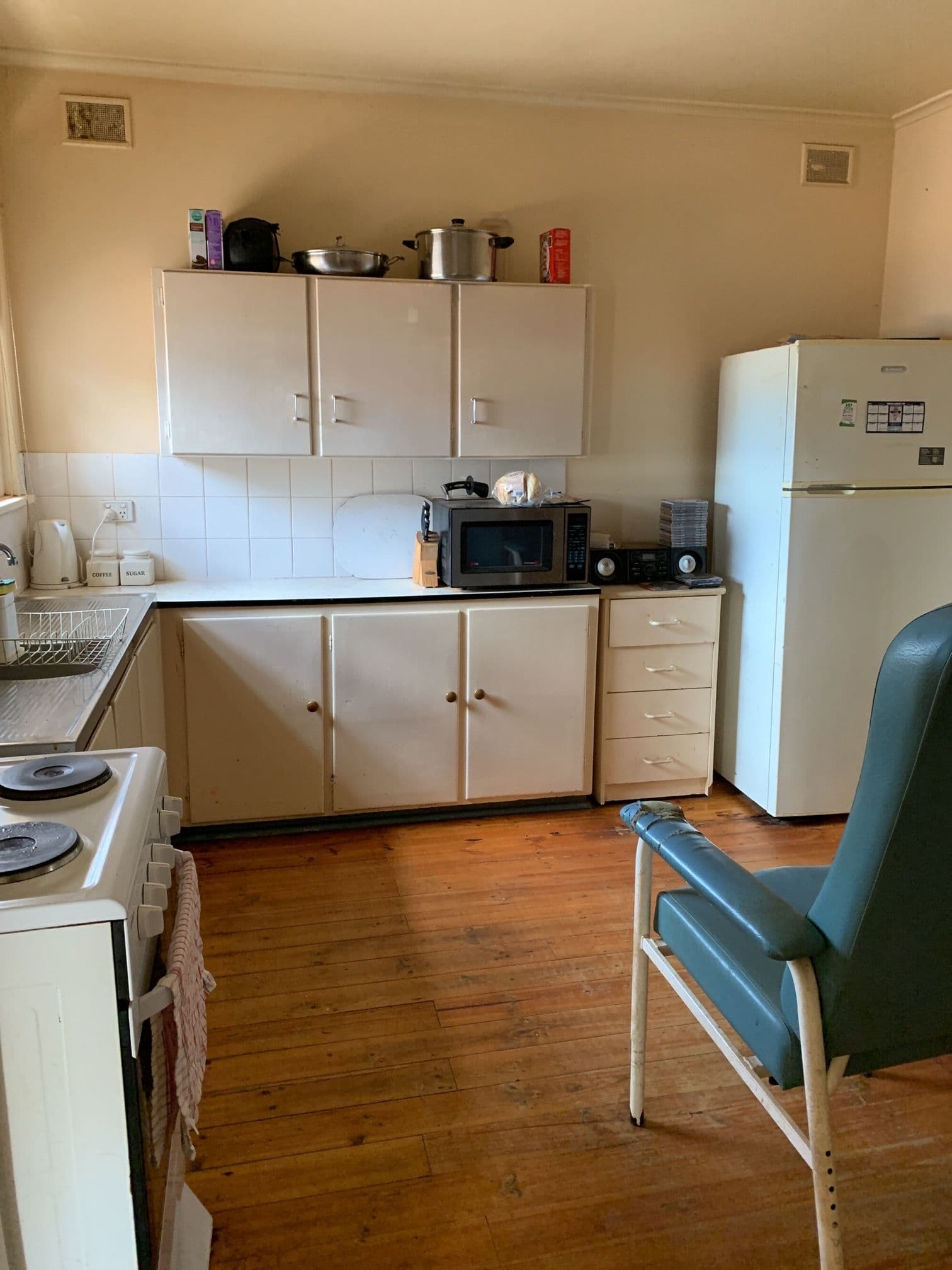 35 Henry Street, Whyalla Stuart SA 5608, Whyalla Stuart - Thumbnail 2