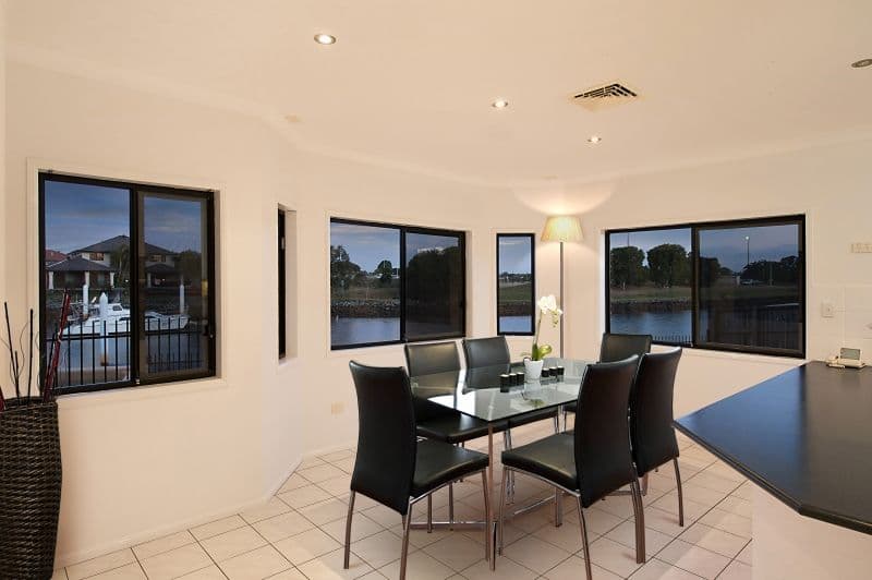 2 Aurora Place, Newport QLD 4020, Newport - Thumbnail 6