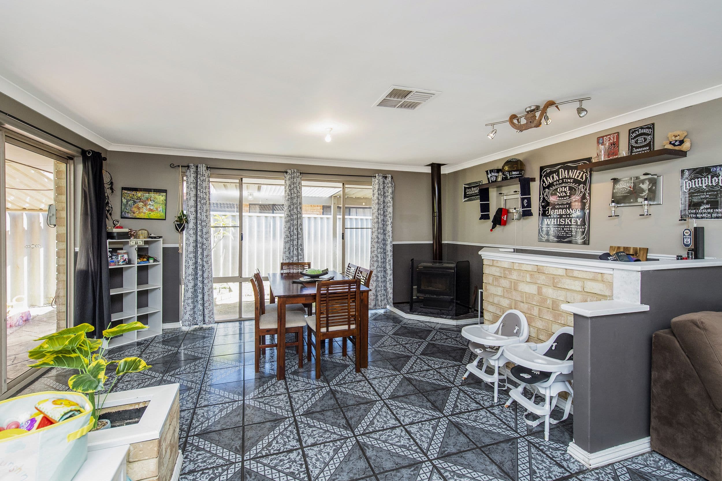 6 Eva Lynch Way, Warnbro WA 6169, Warnbro - Thumbnail 6