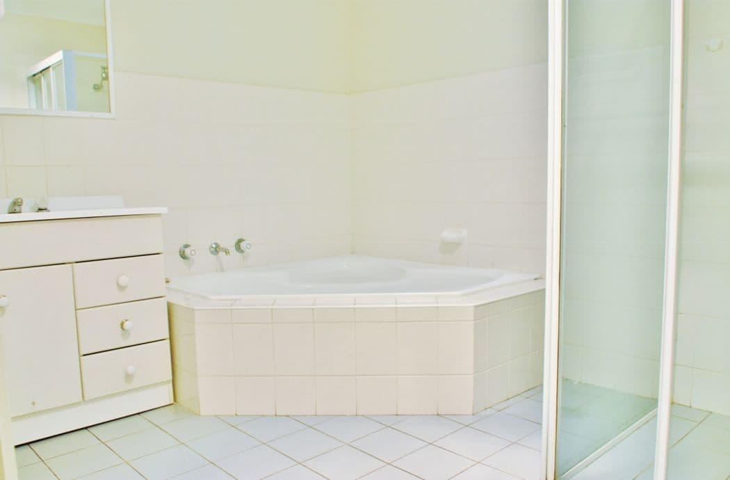 4 Old Barracks Lane, YOUNG NSW 2594, Young - Thumbnail 7