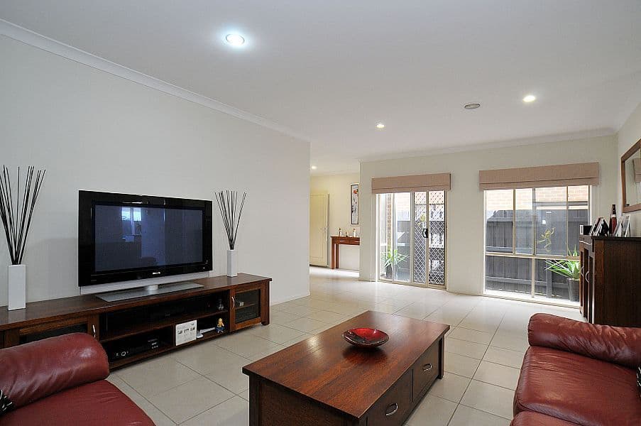 9 Joelson Avenue, SCORESBY VIC 3179, Scoresby - Thumbnail 4