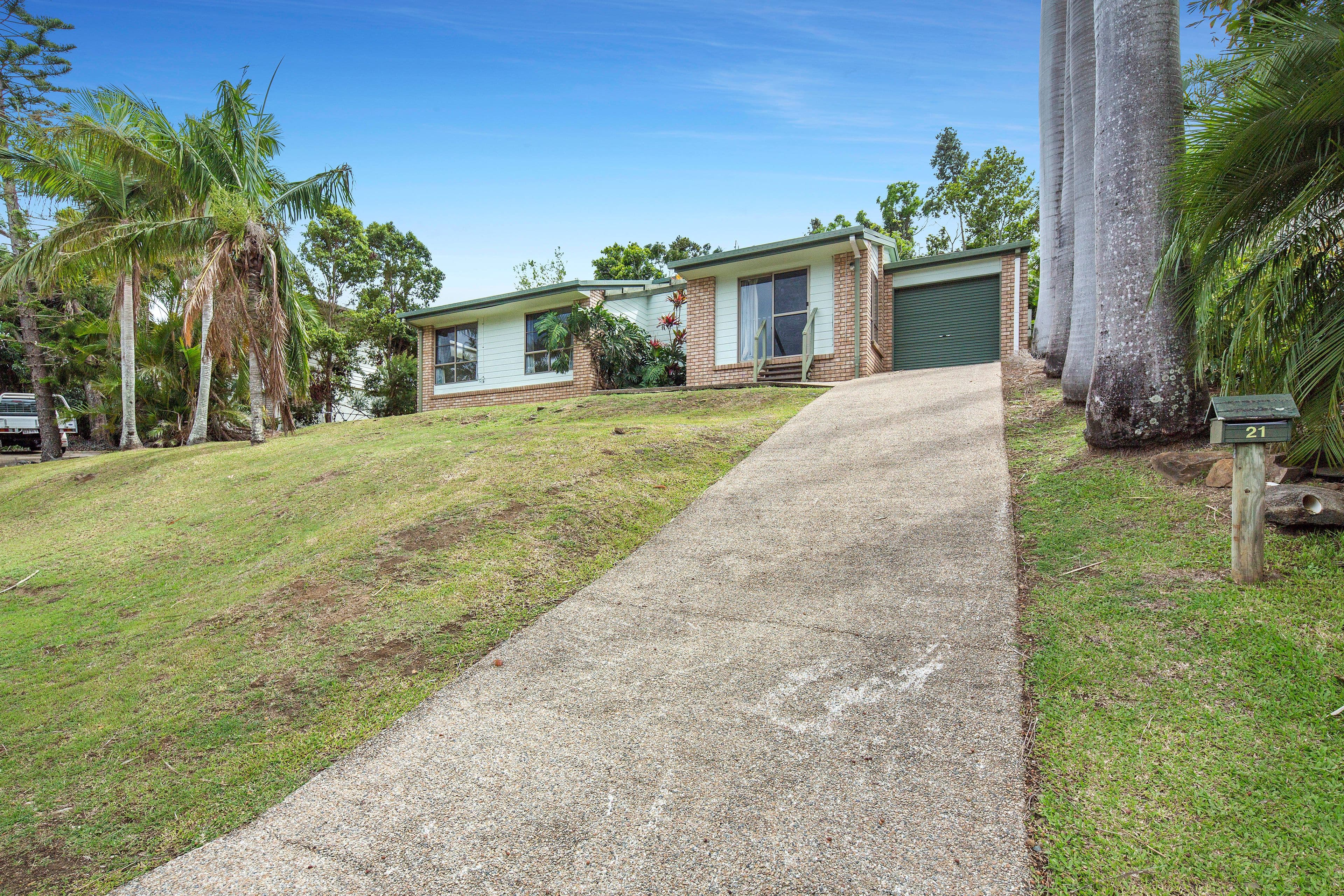 21 Sandpiper Crescent, Jubilee Pocket QLD 4802, Jubilee Pocket - Image 1