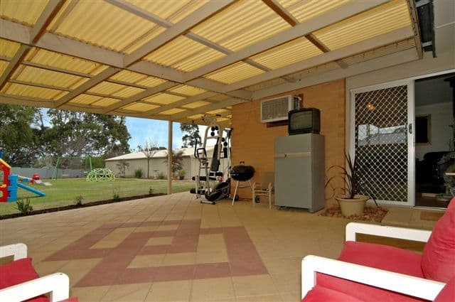 20 Tareena Street, RIDGEHAVEN SA 5097, Ridgehaven - Thumbnail 6