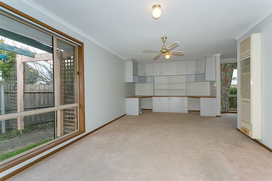 10 Pamela Court, MELTON WEST VIC 3337, Melton West - Thumbnail 5