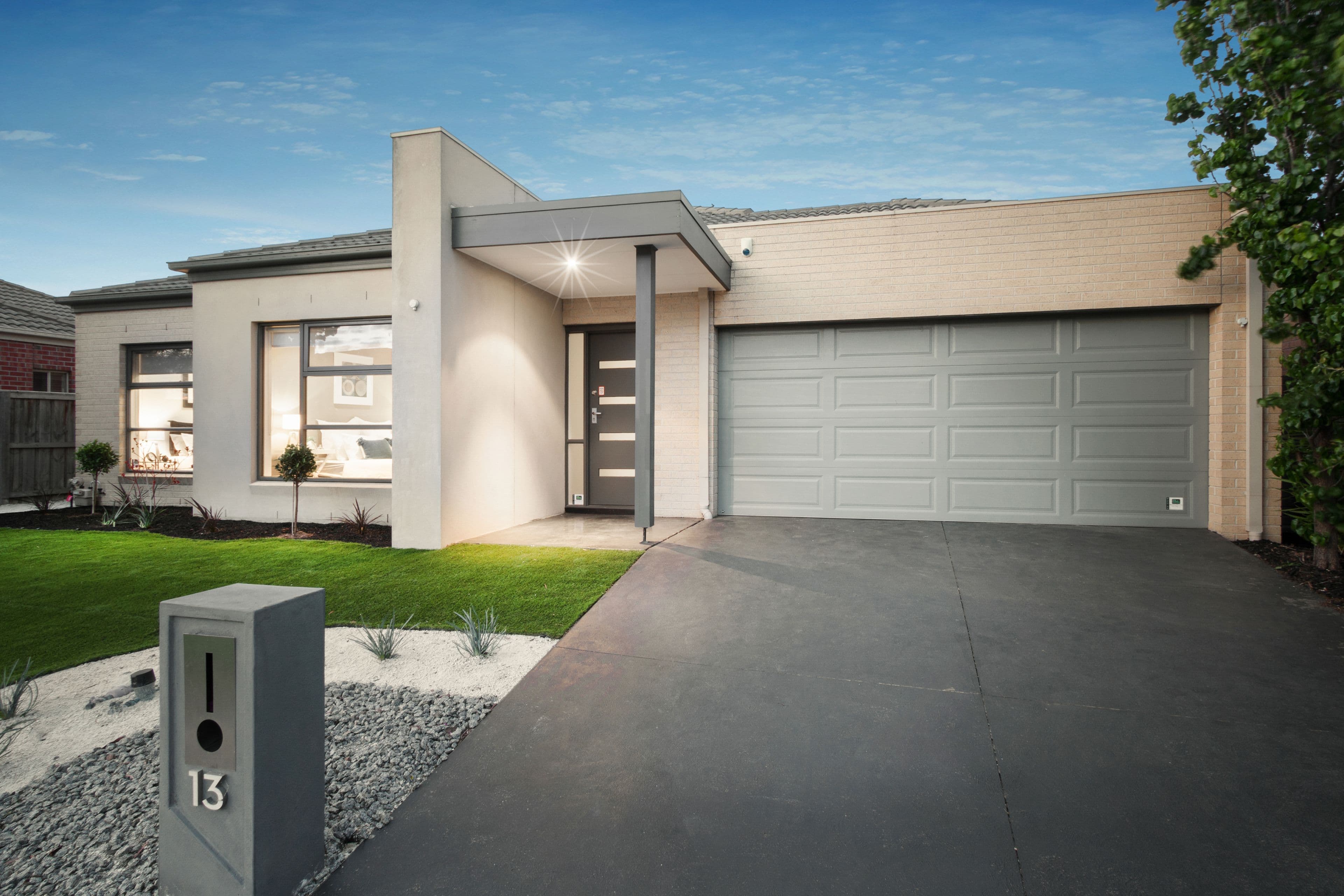 13 Rush Lily Drive, Officer VIC 3809, Officer - Thumbnail 2