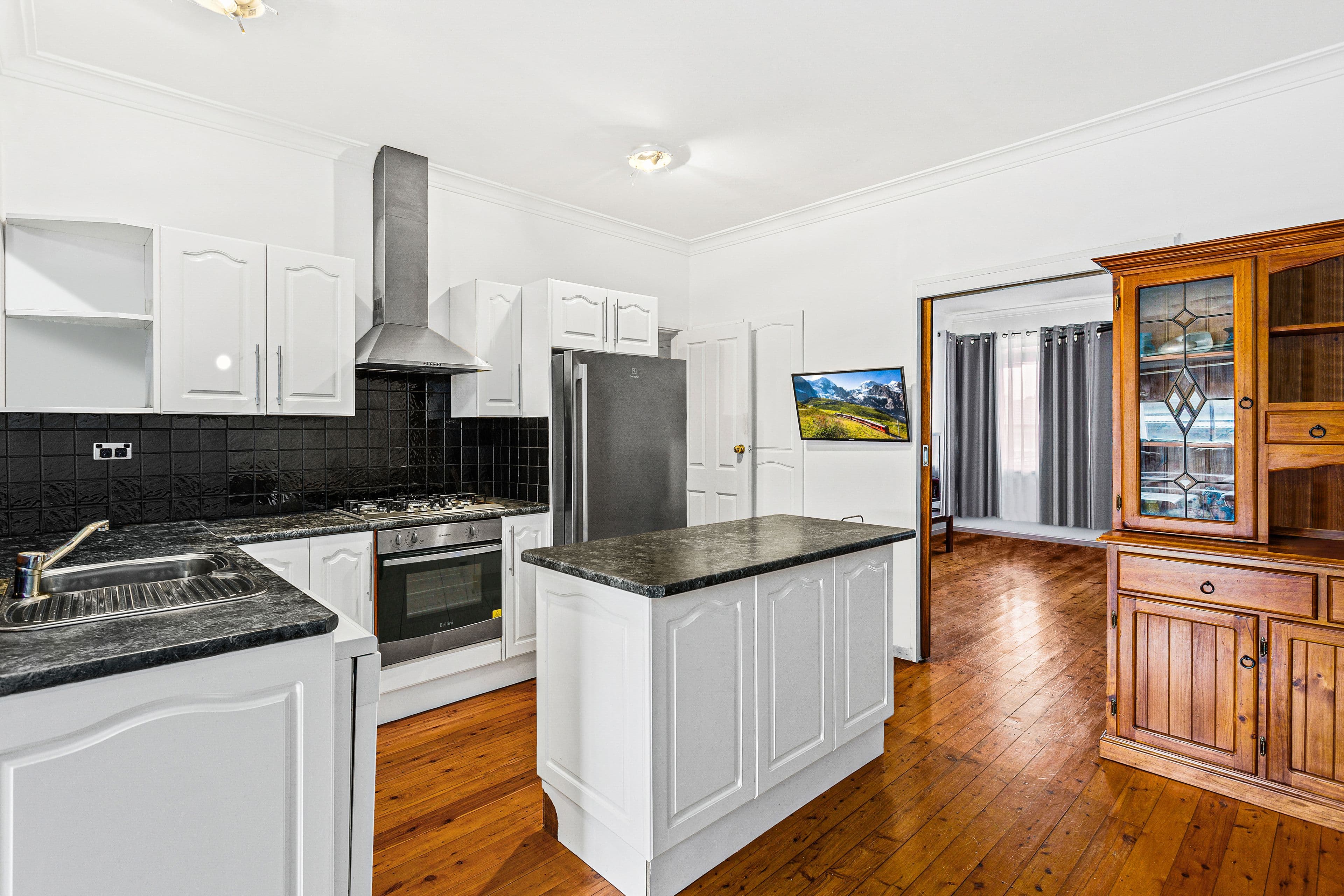 32 Marchant Crescent, Mount Warrigal NSW 2528, Mount Warrigal - Thumbnail 2