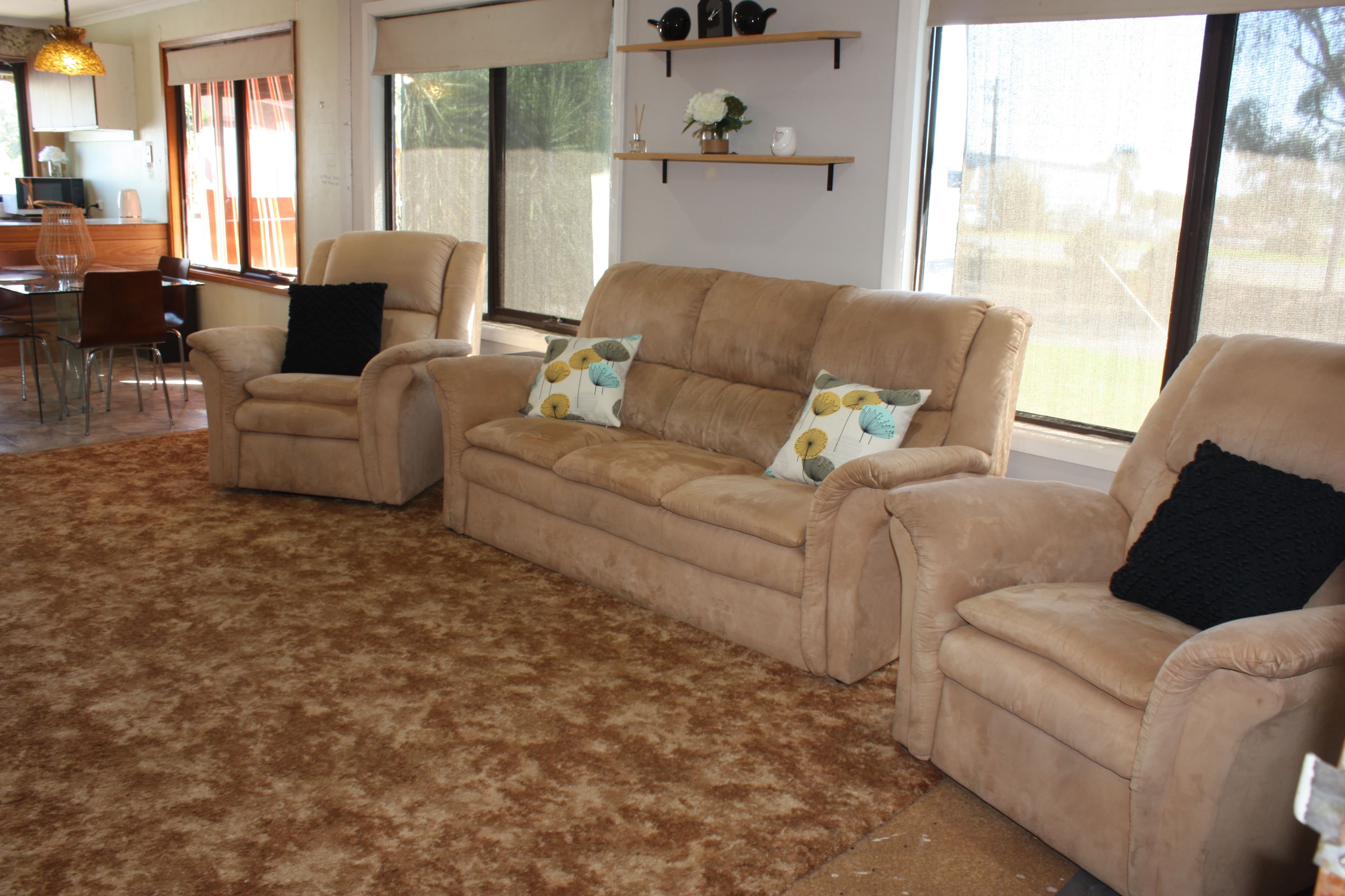 356 Honour Avenue, Corowa NSW 2646, Corowa - Thumbnail 2