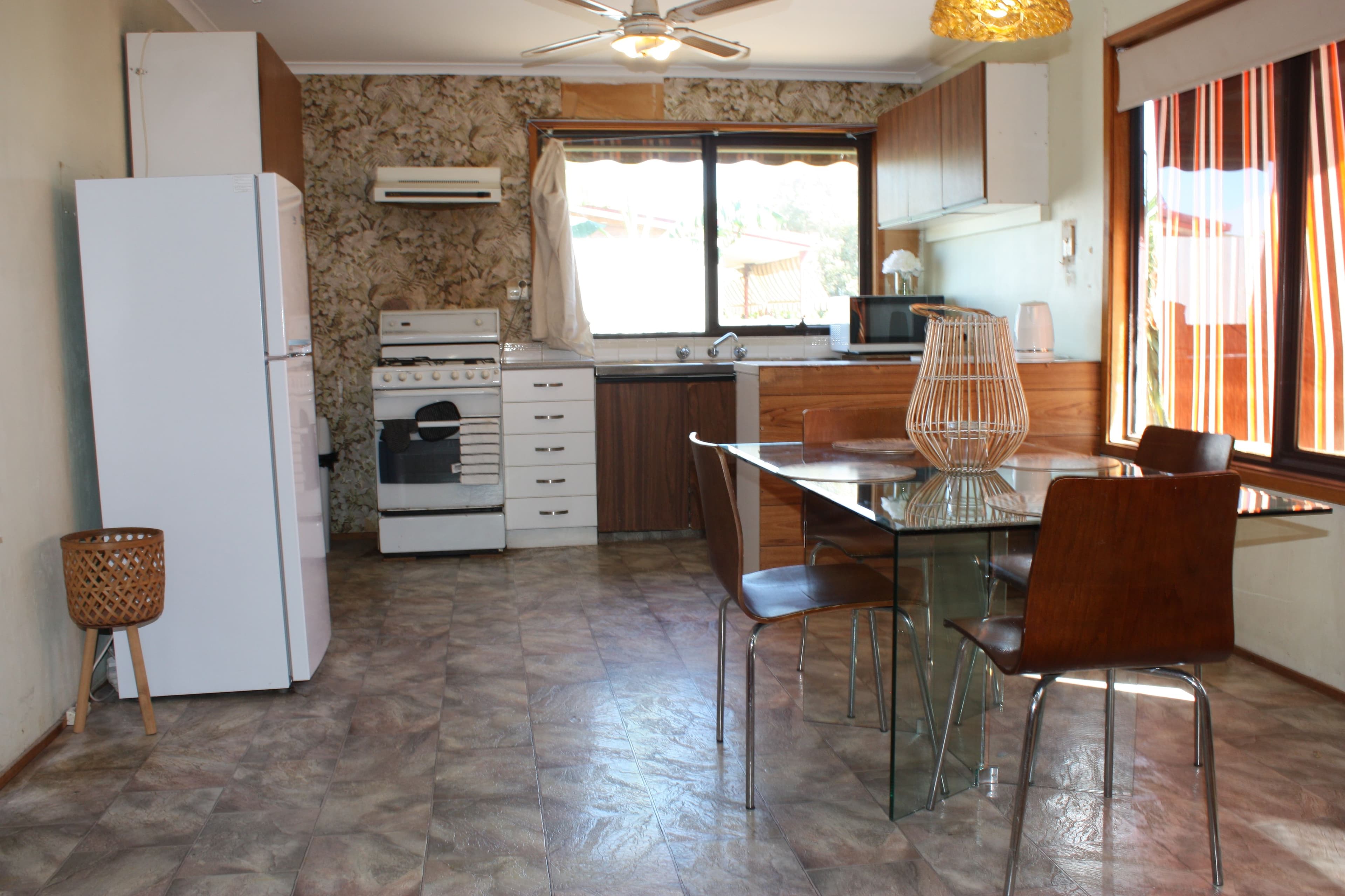 356 Honour Avenue, Corowa NSW 2646, Corowa - Thumbnail 4