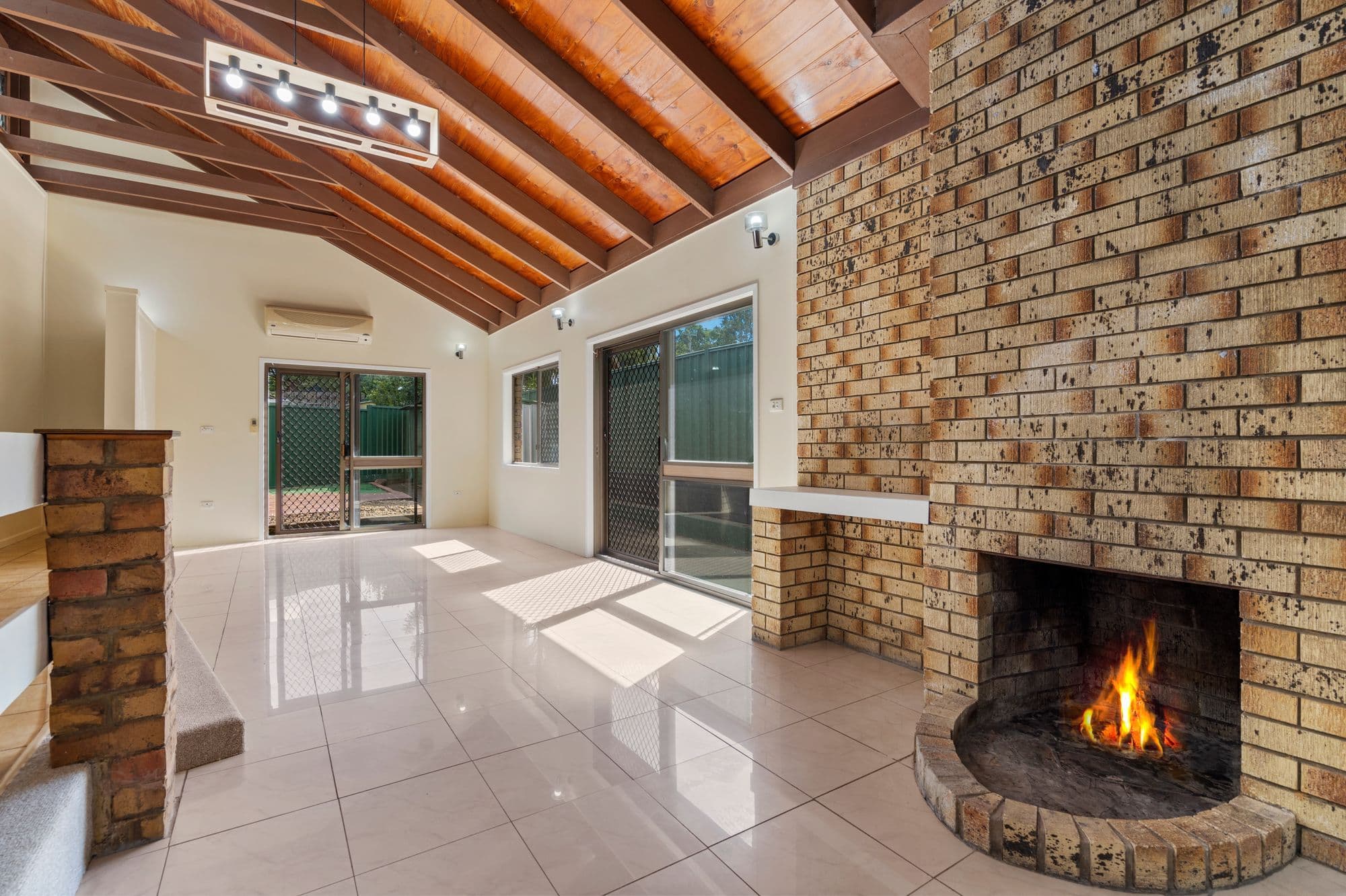 6 Salix Place, Sunnybank QLD 4109, Sunnybank - Thumbnail 3