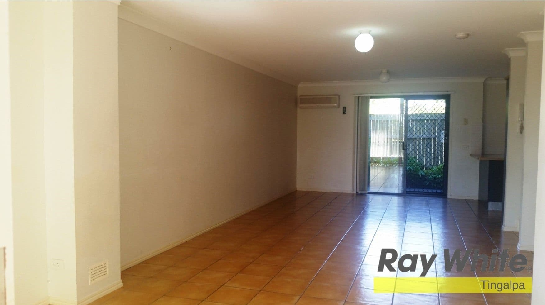 11 Federation Street, Wynnum West QLD 4178, Wynnum West - Thumbnail 2