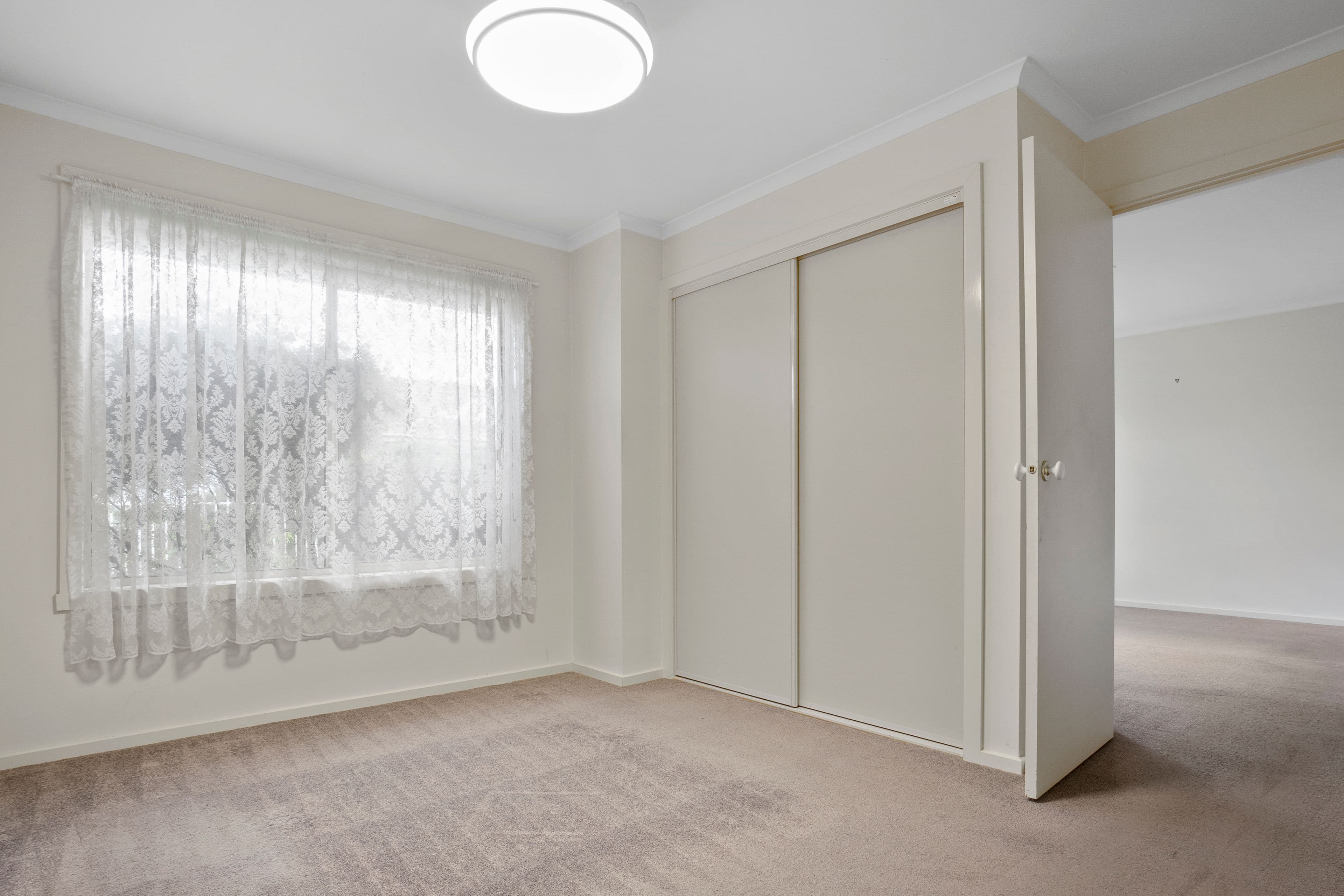 16-18 Russell Street, Werribee VIC 3030, Werribee - Thumbnail 4