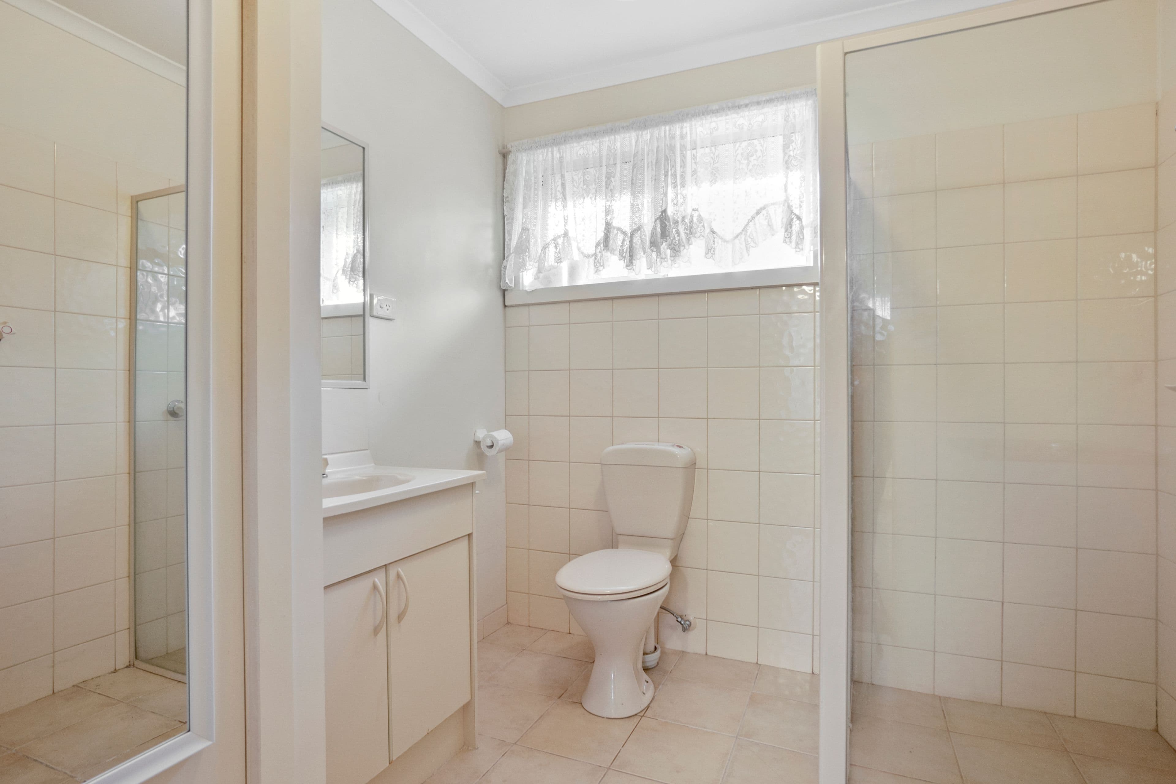 16-18 Russell Street, Werribee VIC 3030, Werribee - Thumbnail 5