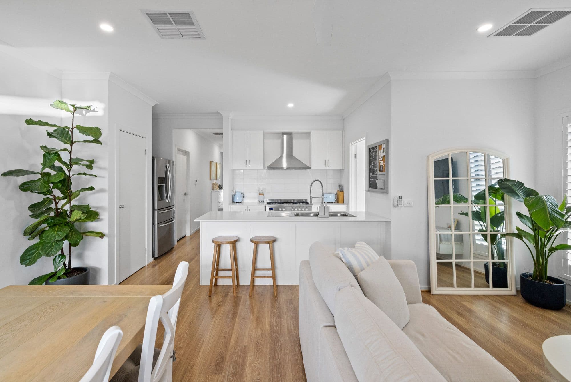 5 Radhika Street, Werribee VIC 3030, Werribee - Thumbnail 4