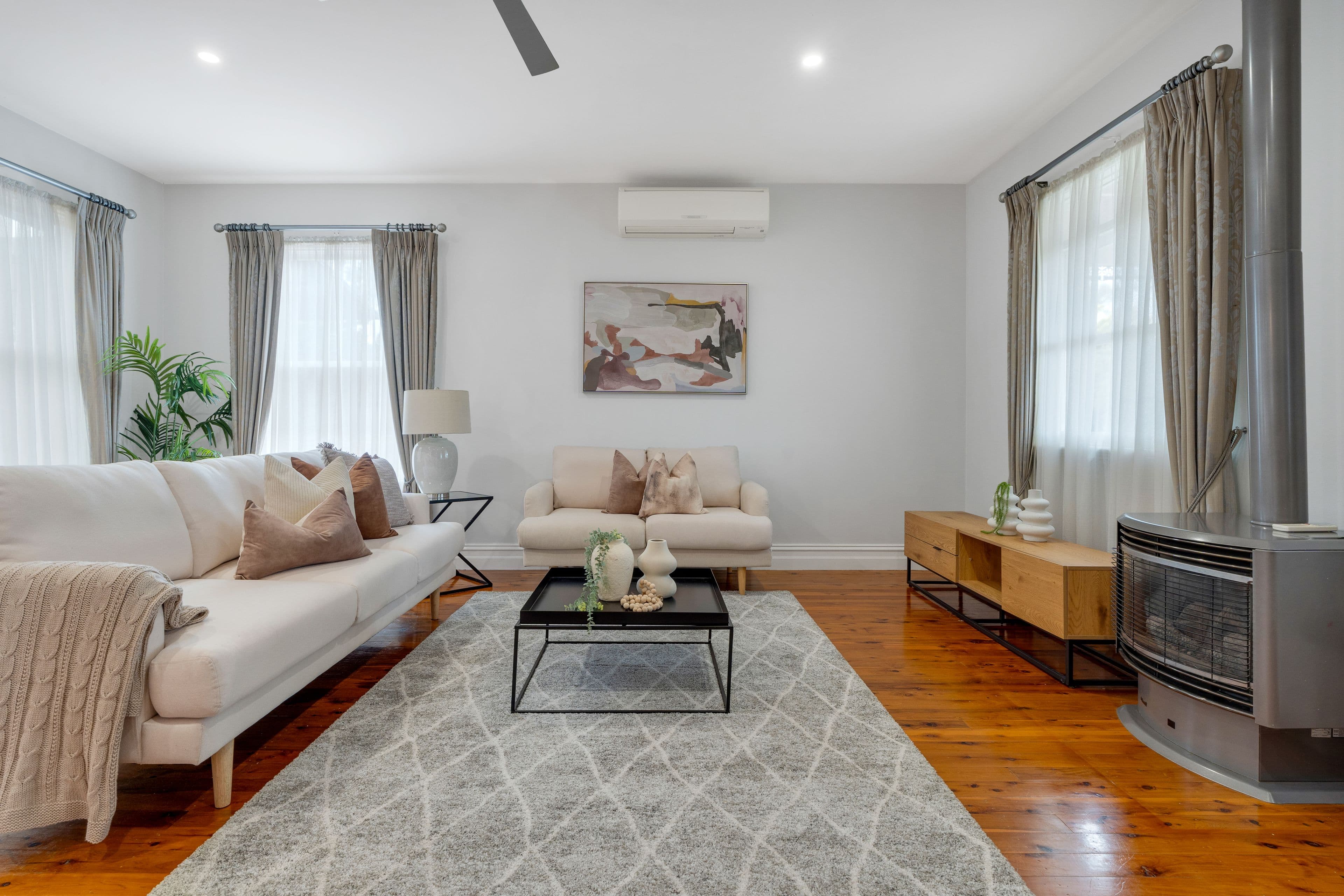 13 Solander Court, Roxburgh Park VIC 3064, Roxburgh Park - Thumbnail 2