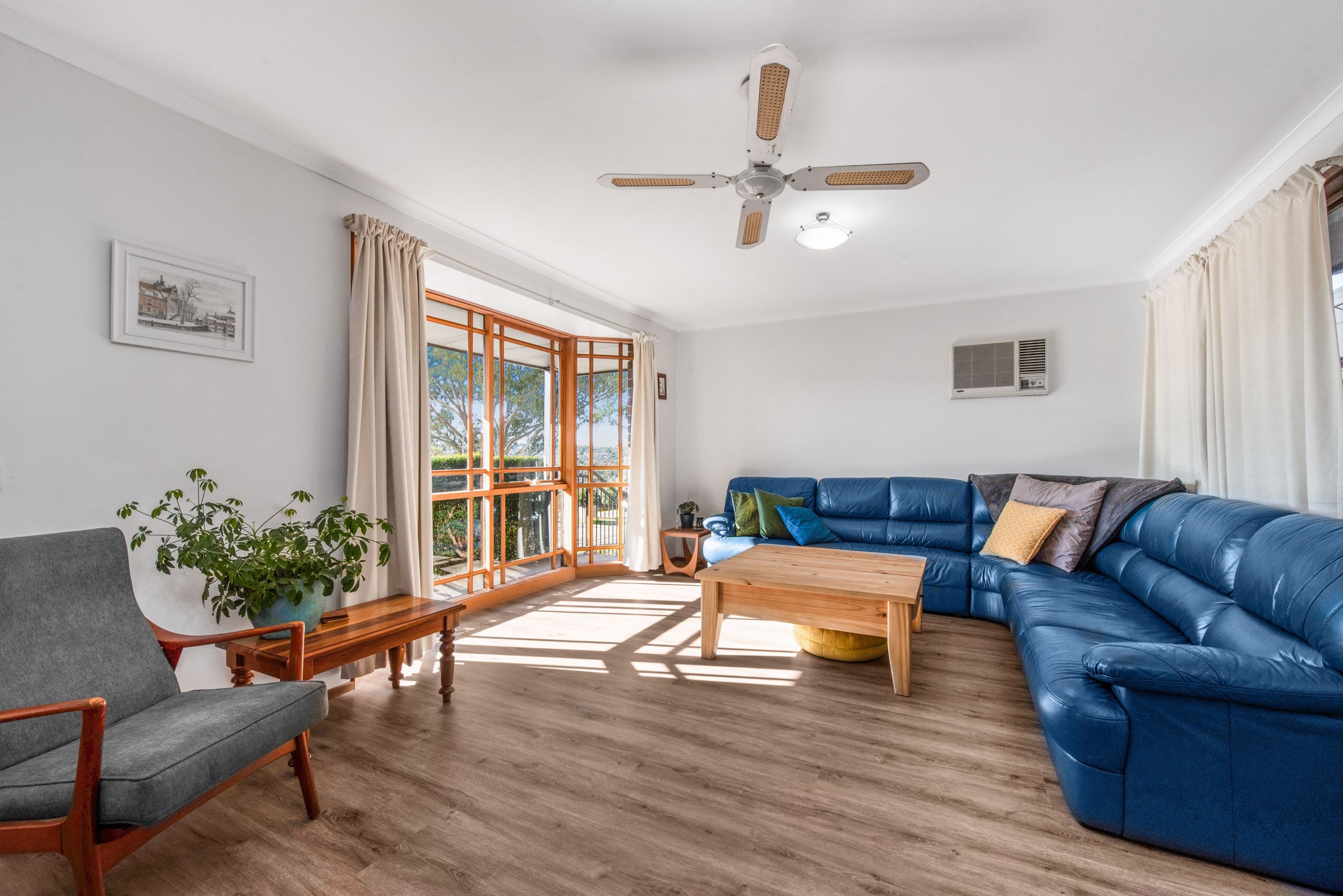 8 Angus Court, Pakenham VIC 3810, Pakenham - Thumbnail 2