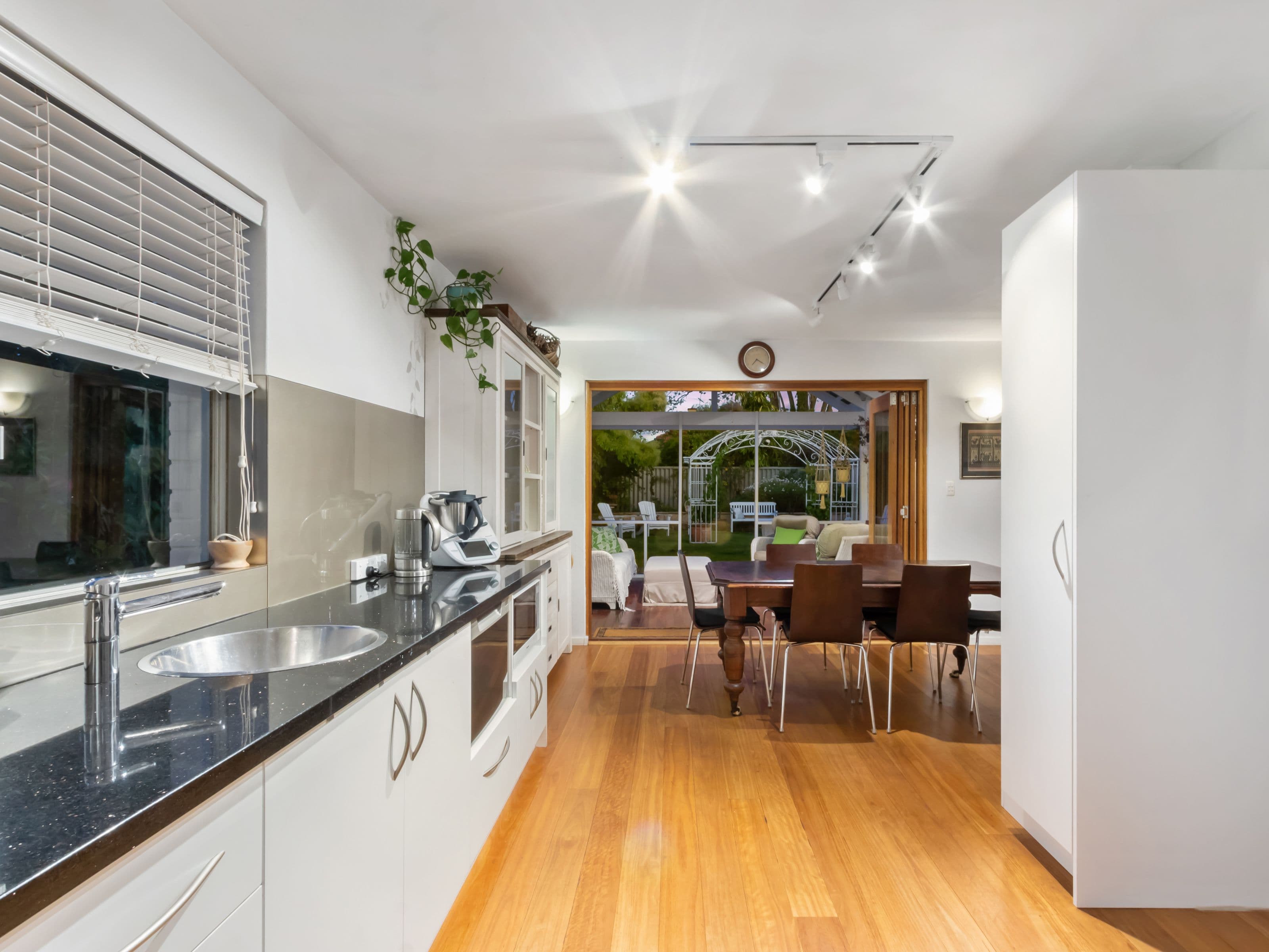 76 Coode Street, South Perth WA 6151, South Perth - Thumbnail 4
