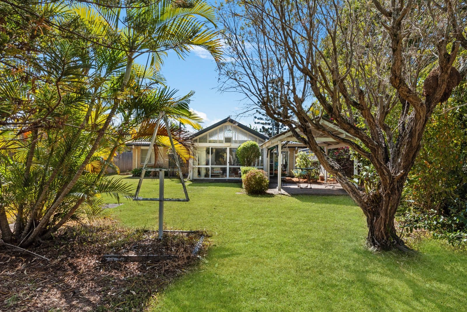 56 Dobell Street, Indooroopilly QLD 4068, Indooroopilly - Thumbnail 2