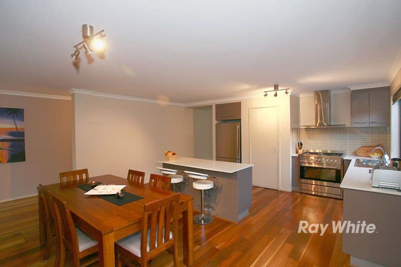 24 Thunderbolt Drive, CRANBOURNE VIC 3977, Cranbourne East - Thumbnail 6