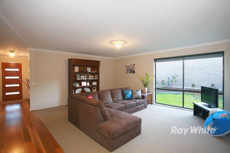 24 Thunderbolt Drive, CRANBOURNE VIC 3977, Cranbourne East - Thumbnail 8