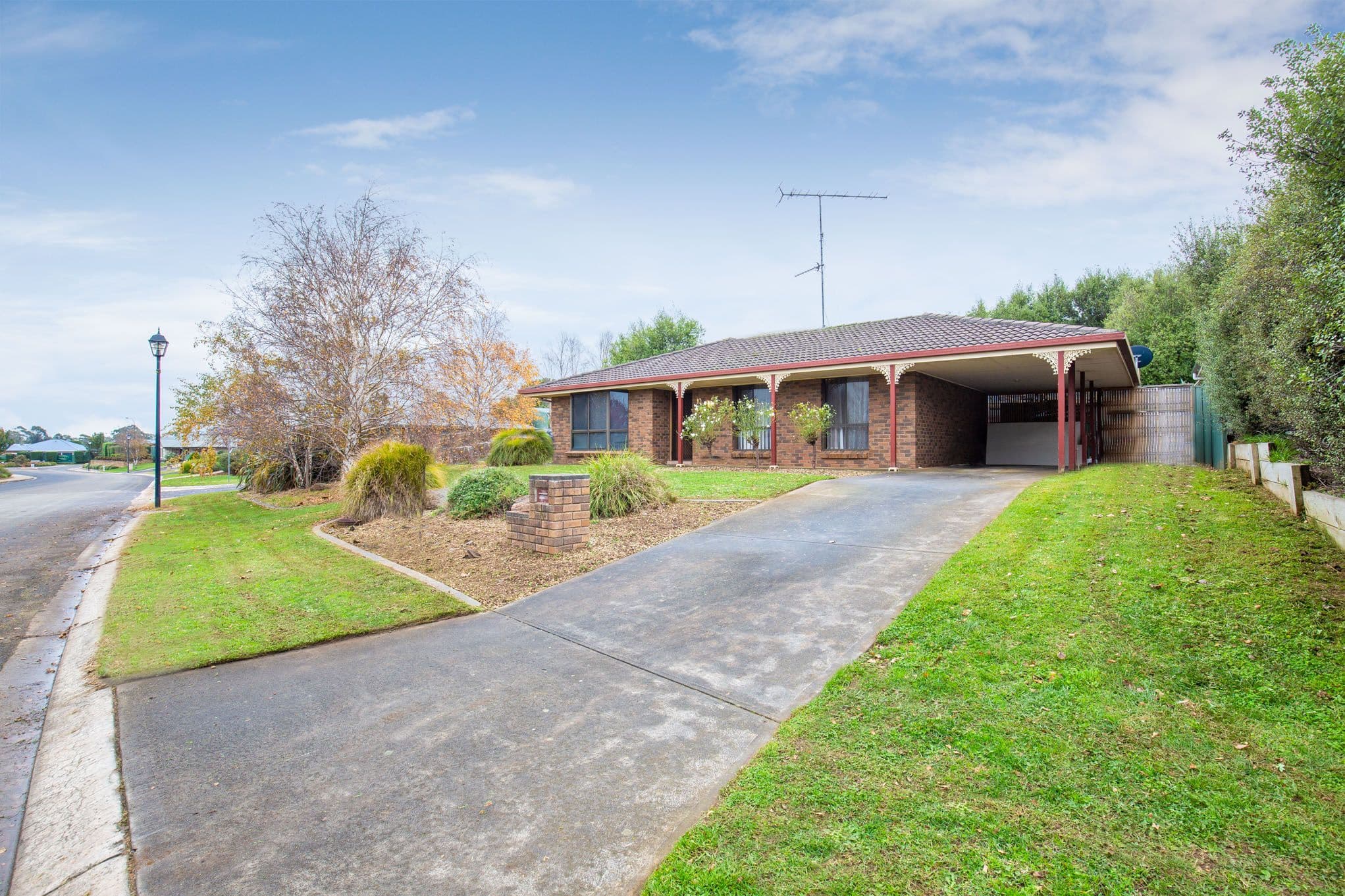 10 Woodlands Drive, Mount Gambier SA 5290, Mount Gambier - Image 1