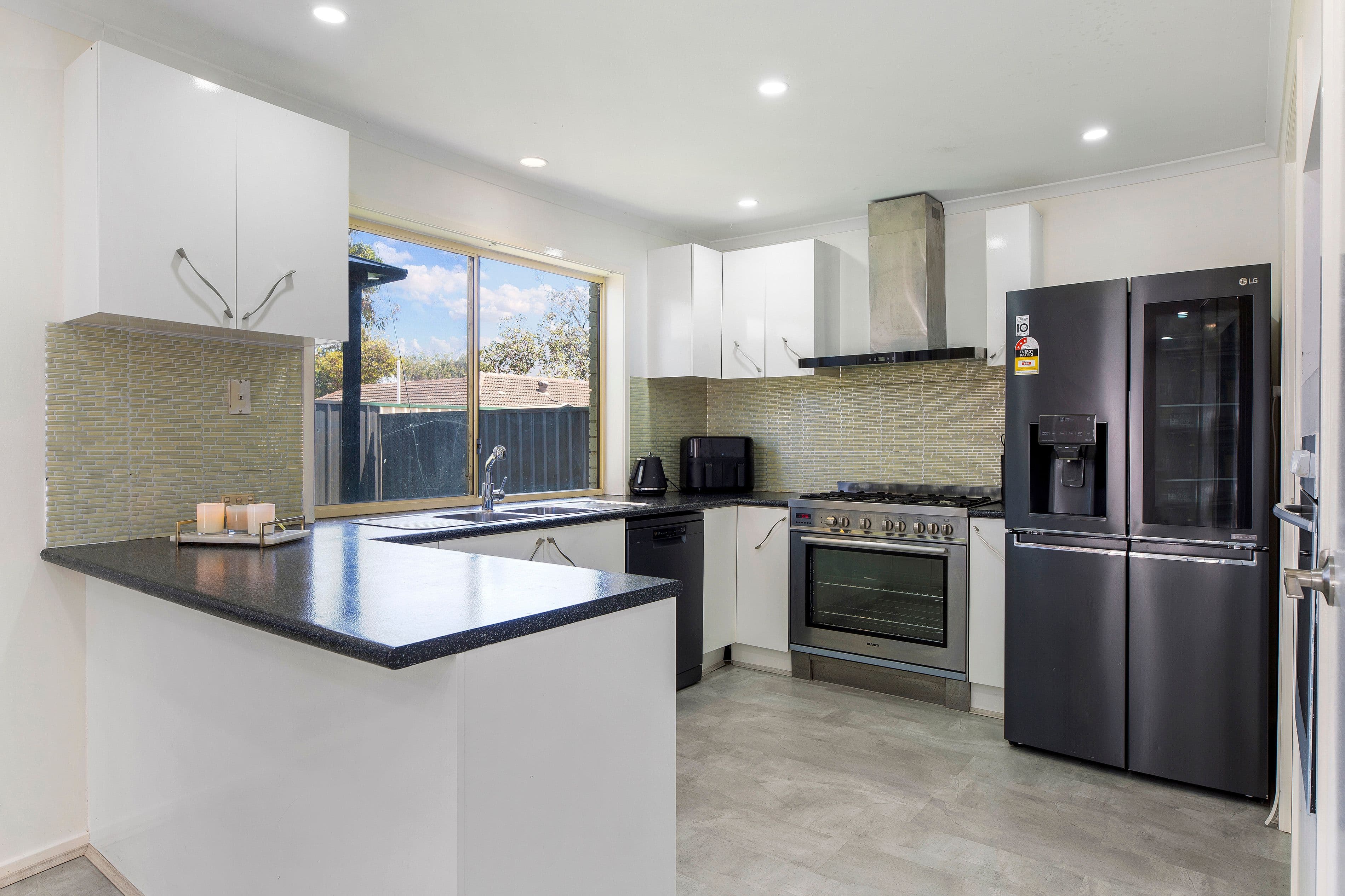 26 Seabright Avenue, Parafield Gardens SA 5107, Parafield Gardens - Thumbnail 7