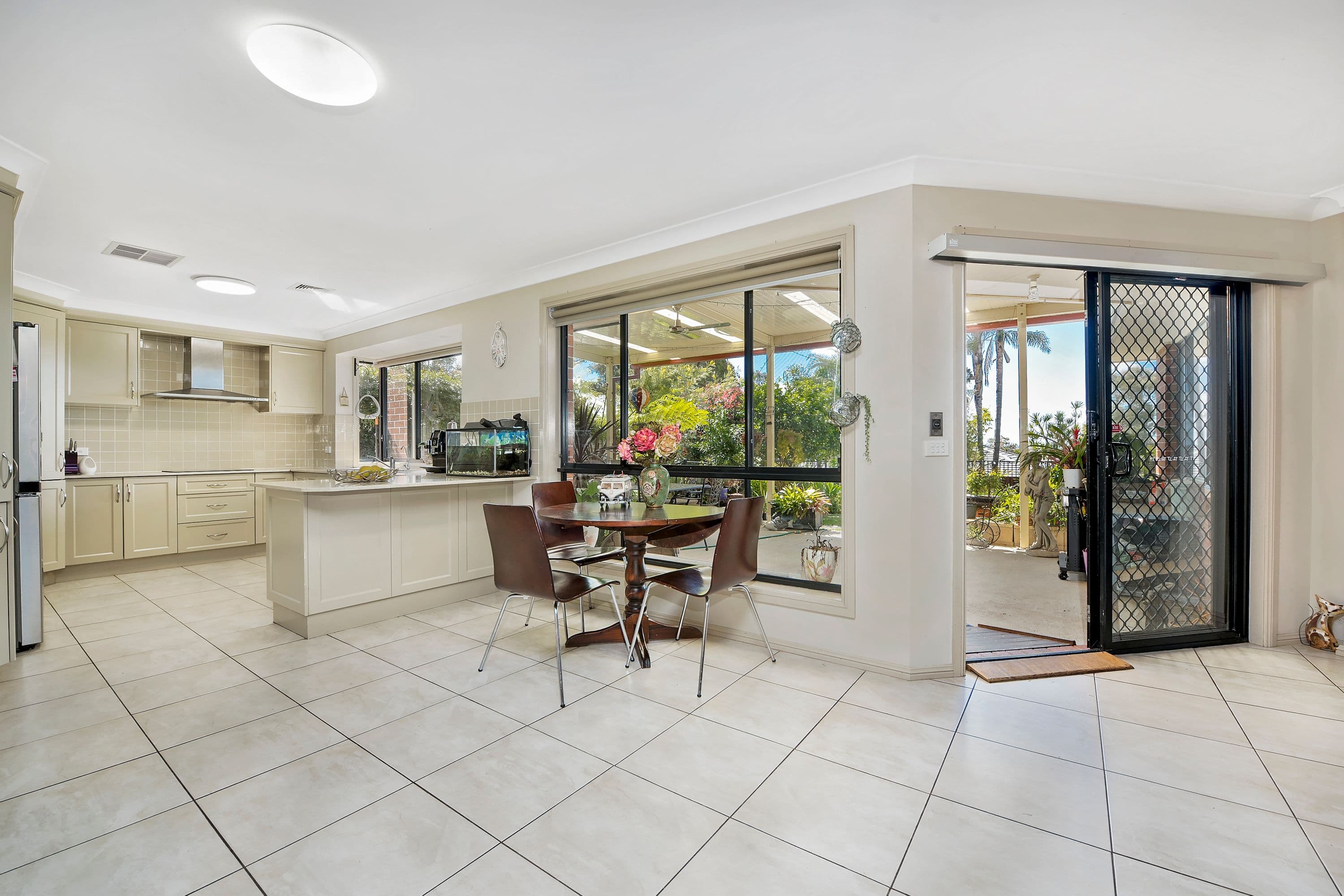 146 Oxford Road, Ingleburn - Thumbnail 3