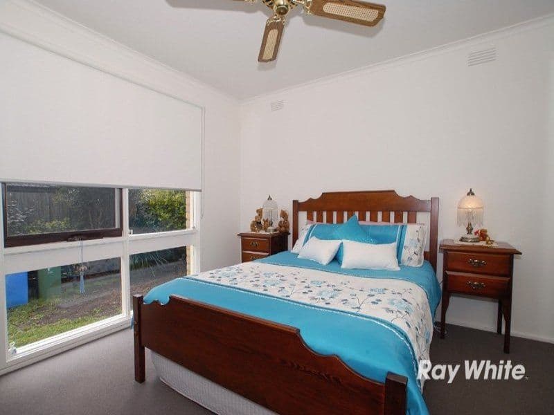 20 Lorna Street, CRANBOURNE VIC 3977, Cranbourne - Thumbnail 2