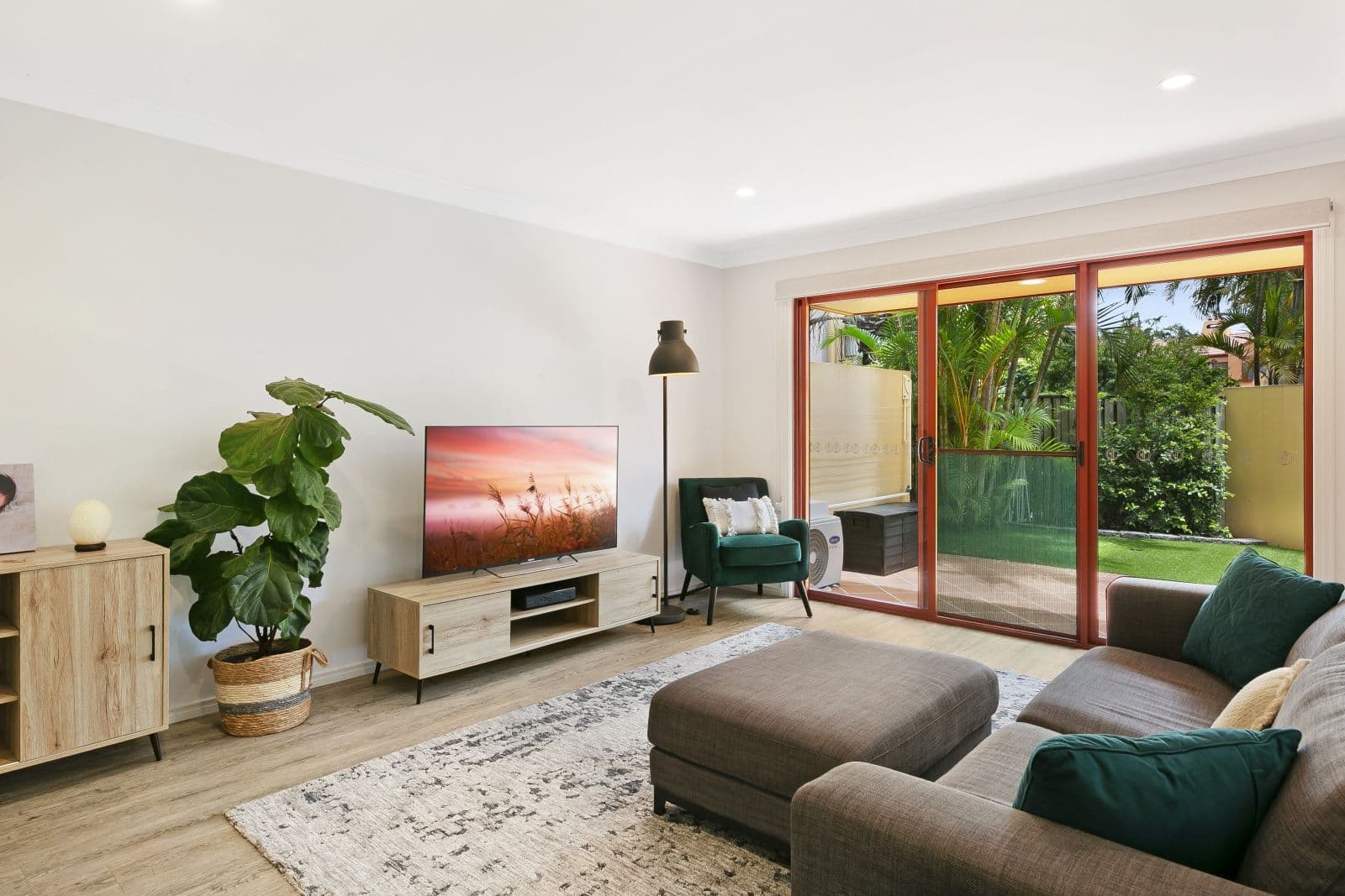 8 Woody Views Way, Robina QLD 4226, Robina - Thumbnail 2