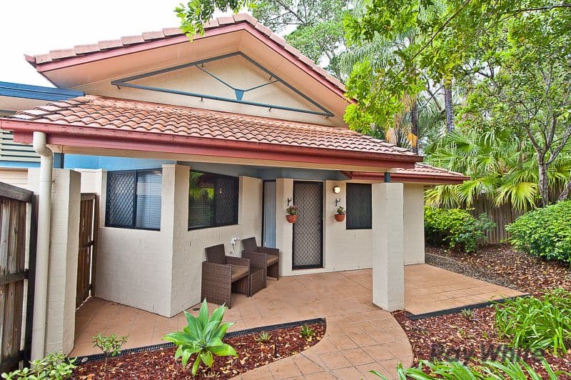 31 Pymm Avenue, Eltham North, Eltham North - Image 1