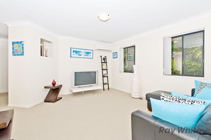 31 Pymm Avenue, Eltham North, Eltham North - Thumbnail 5
