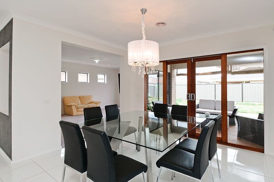 19 Hennessy Street, CRAIGIEBURN VIC 3064, Craigieburn - Thumbnail 5