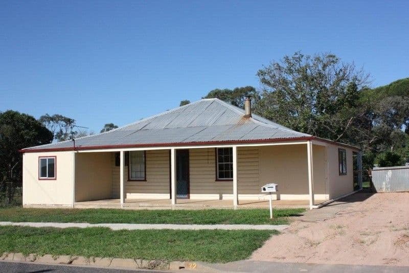 32 King Street, COROWA NSW 2646, Corowa - Thumbnail 2