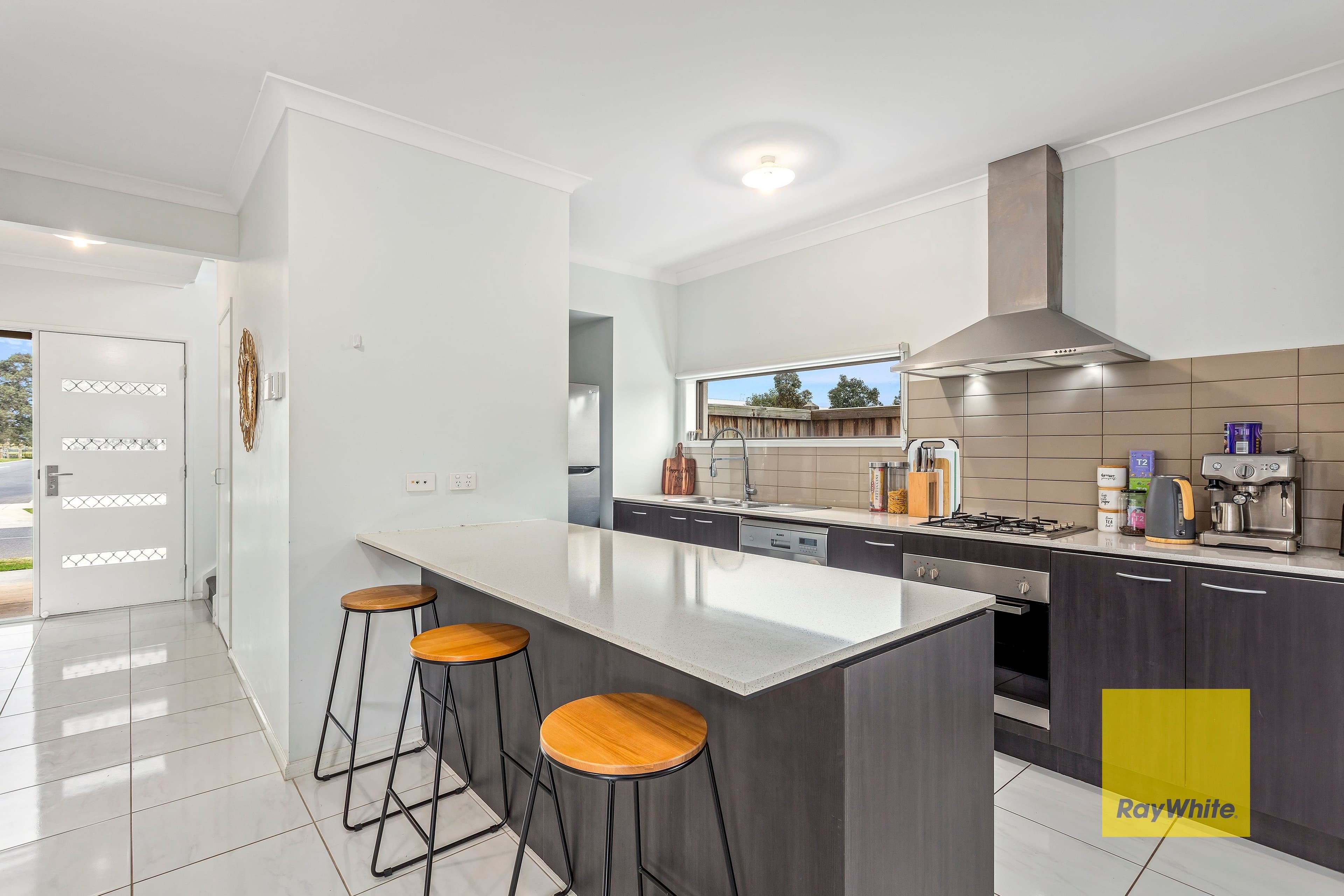 90 Armstrong Boulevard, MOUNT DUNEED VIC 3217, Mount Duneed - Thumbnail 2