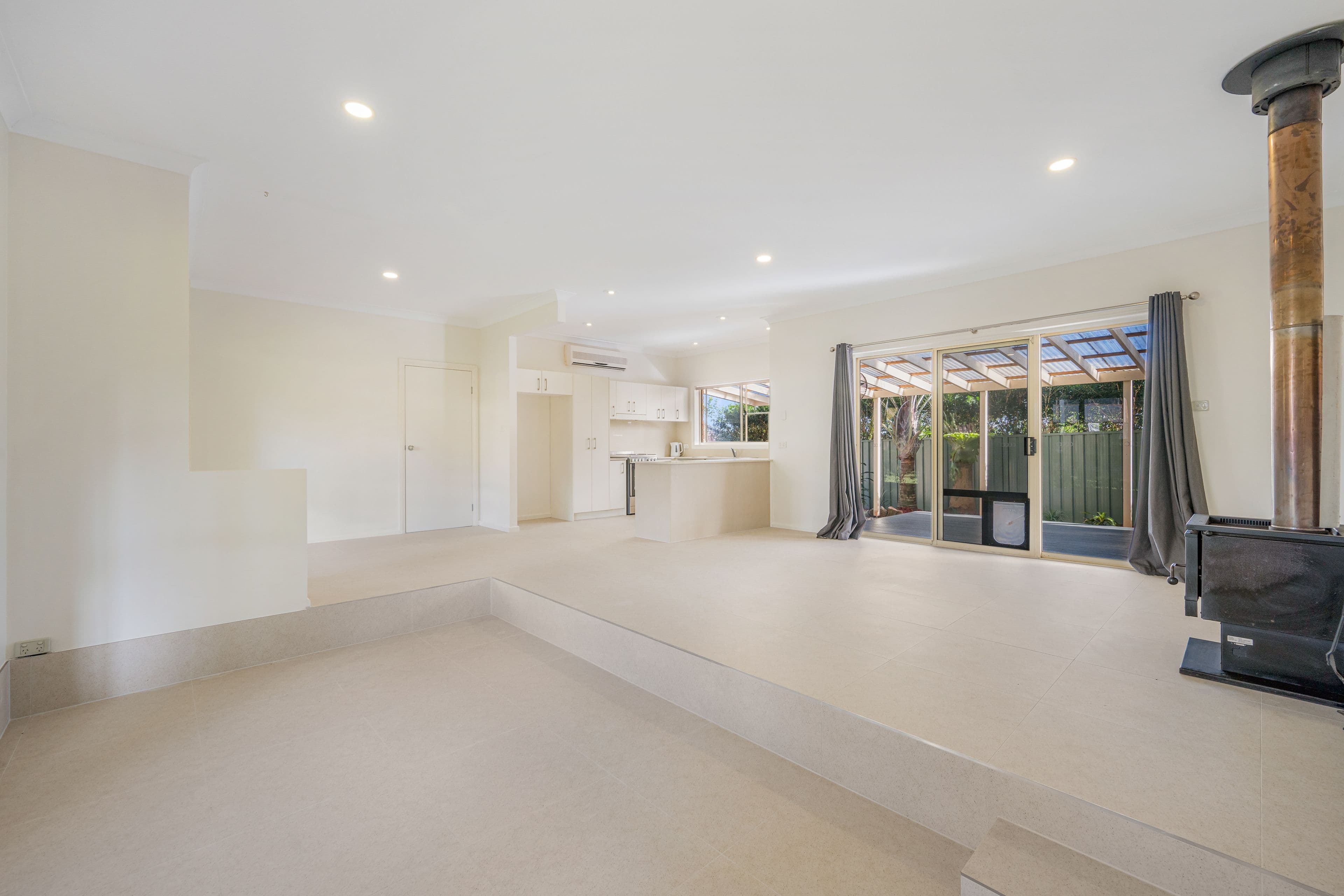 1 Grassmere Way, Port Macquarie NSW 2444, Port Macquarie - Thumbnail 4