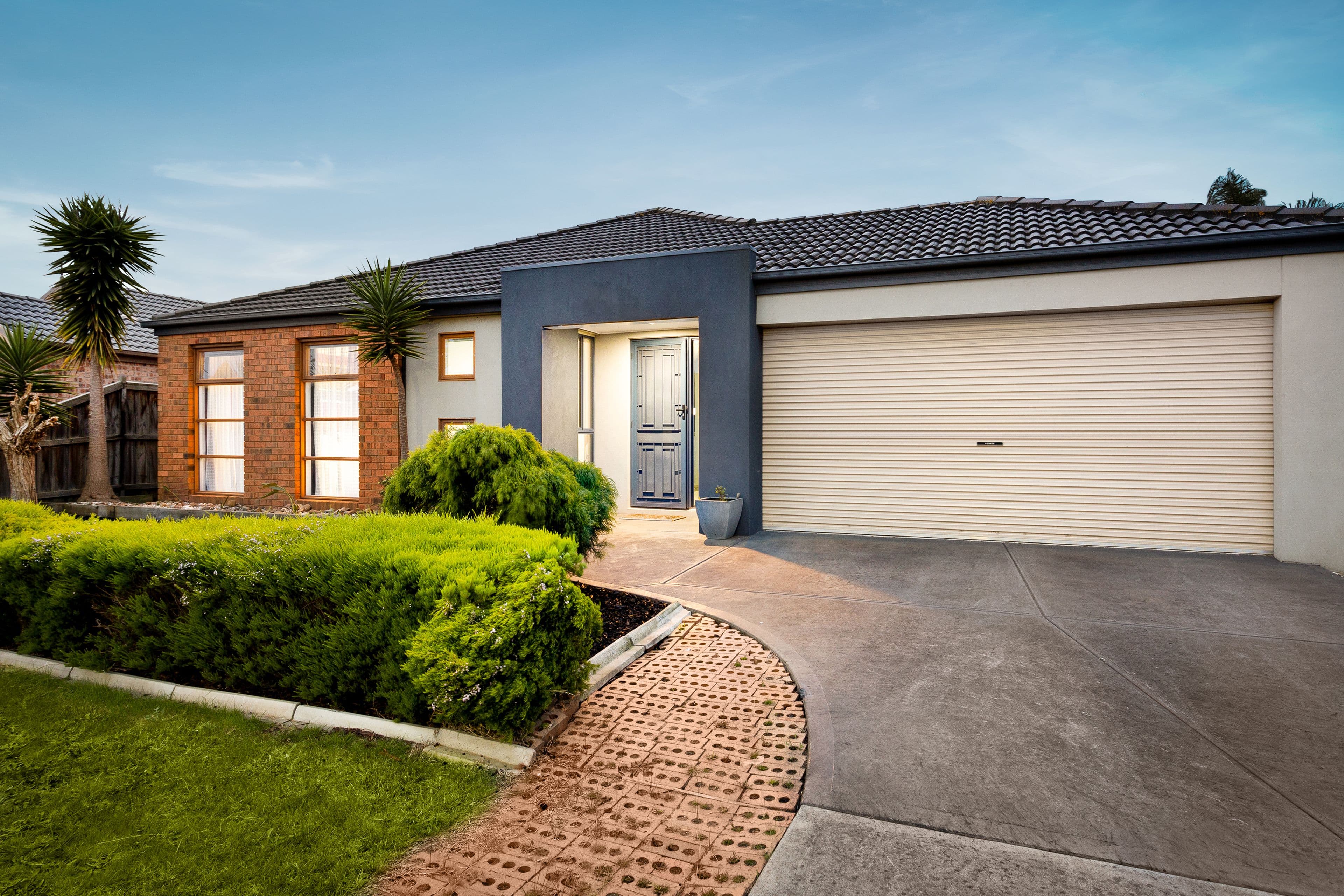 16 Gallery Way, Pakenham VIC 3810, Pakenham - Image 1