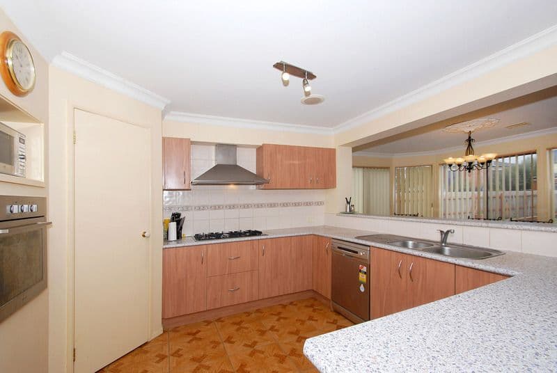 88 Heritage Drive, SKYE VIC 3977, Skye - Thumbnail 2