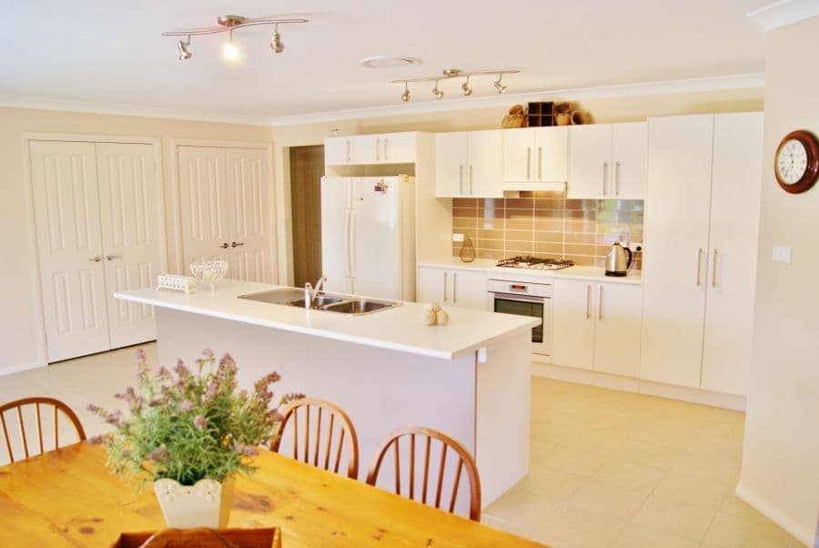 7 Garland Place, YOUNG NSW 2594, Young - Thumbnail 3