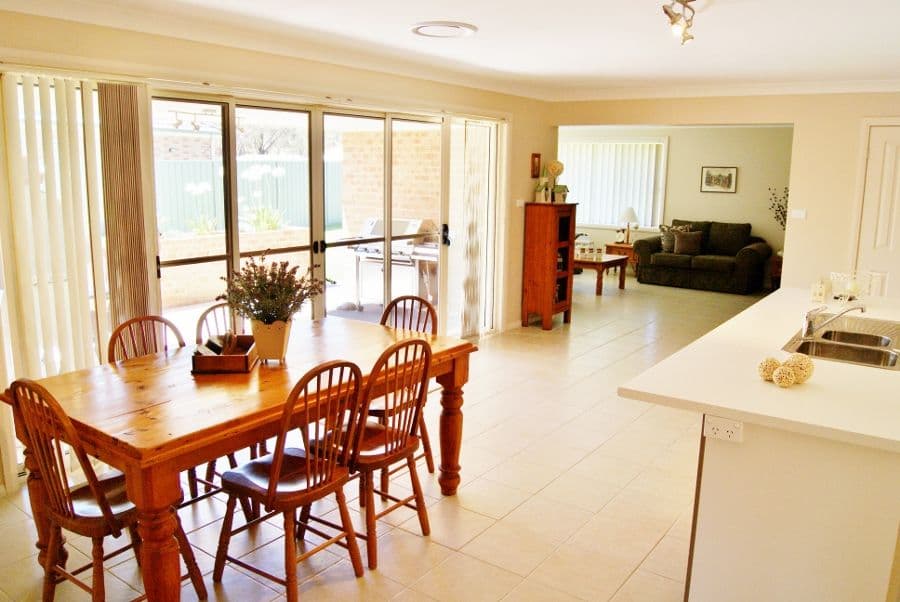 7 Garland Place, YOUNG NSW 2594, Young - Thumbnail 5
