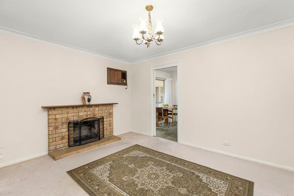 8 Tarella Drive, Mount Waverley VIC 3149, Mount Waverley - Thumbnail 4