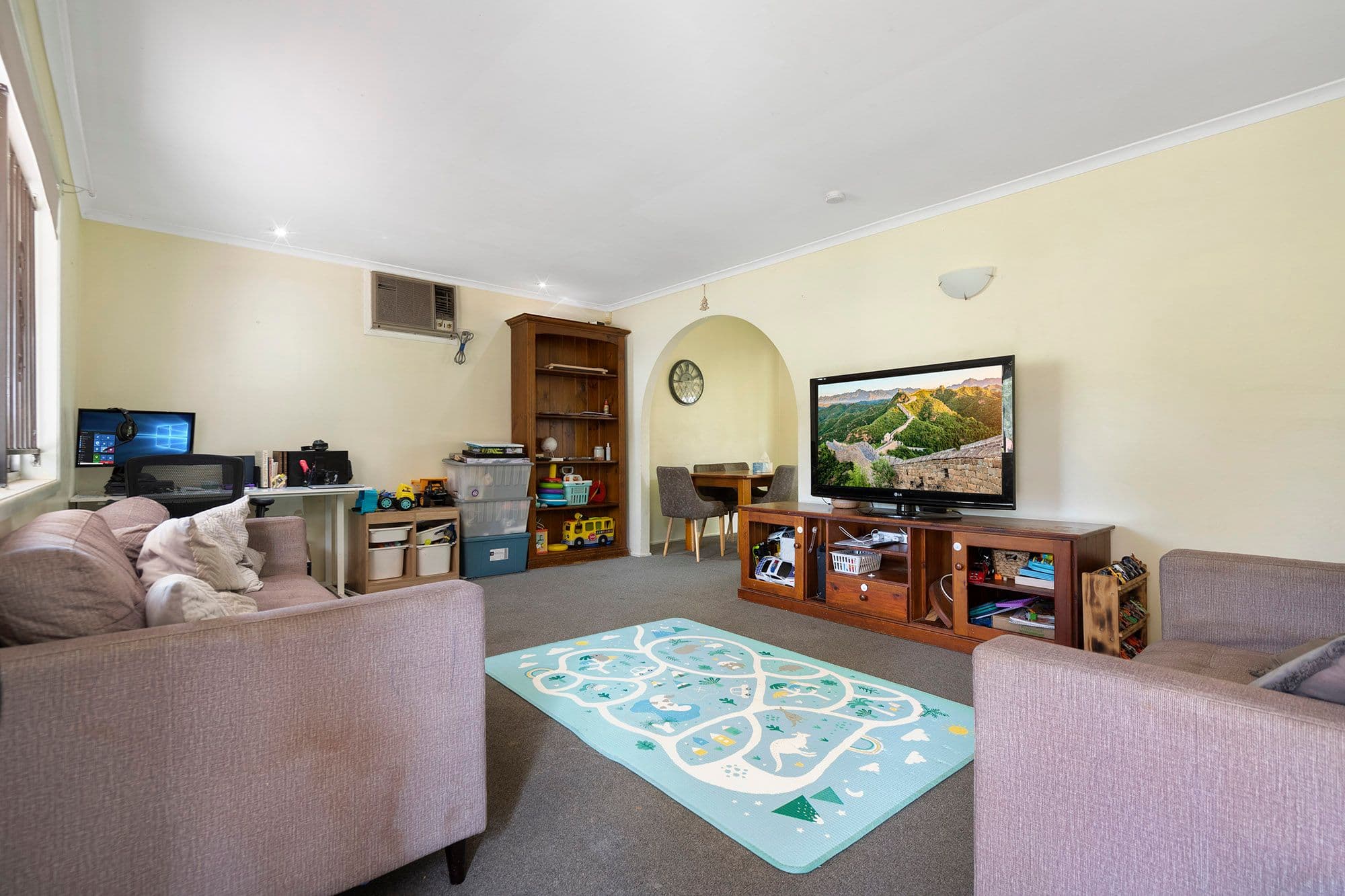 8 Gazania Street, Kingston QLD 4114, Kingston - Thumbnail 4