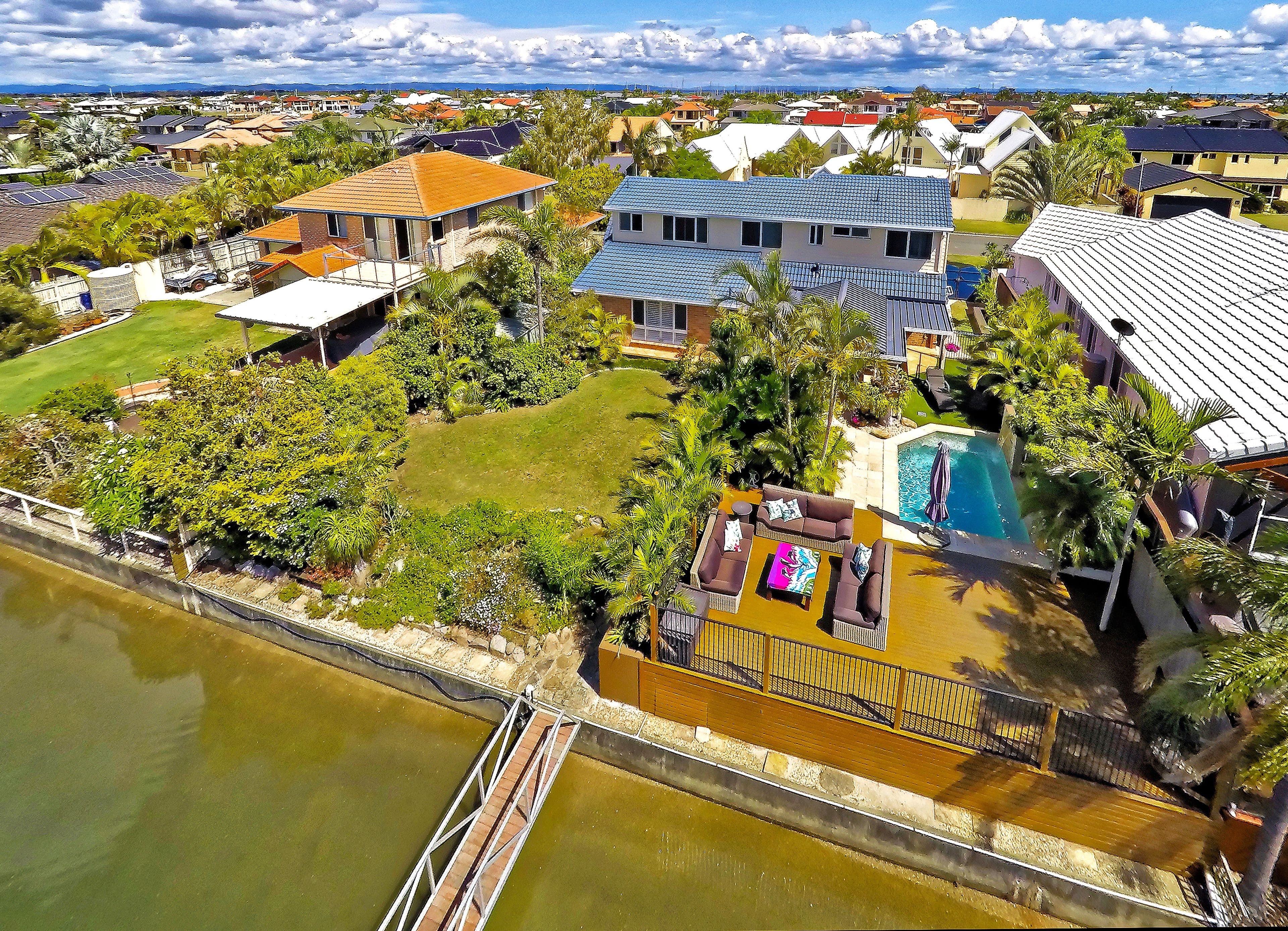 52 Intrepid Court, NEWPORT QLD 4020, Newport - Thumbnail 2