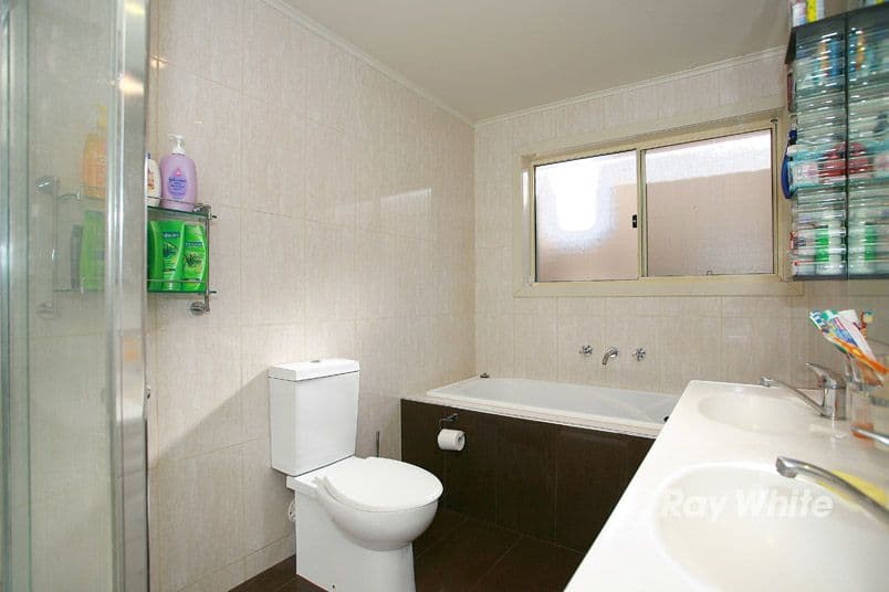 18 Marna Court, NOBLE PARK VIC 3174, Noble Park - Thumbnail 8