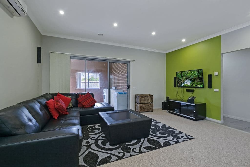 4 Alhambra Drive, Epping VIC 3076, Epping - Thumbnail 4