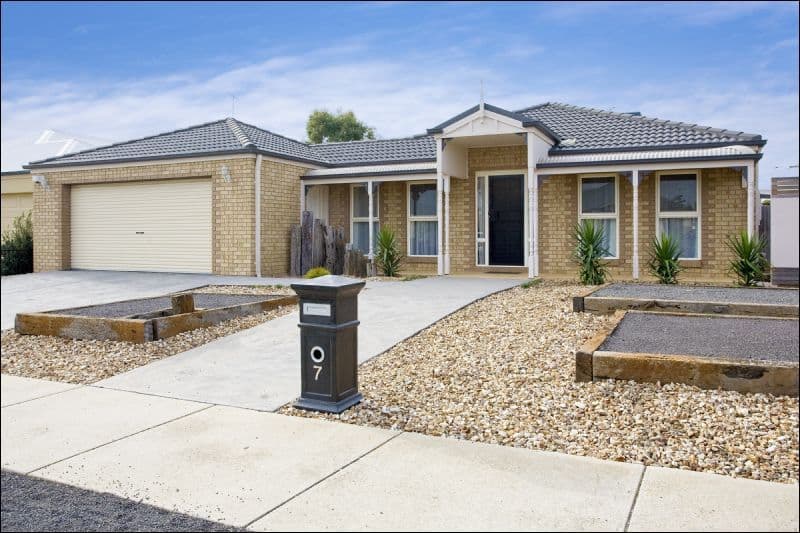 7 Greenleaf Drive, LARA VIC 3212, Lara - Image 1