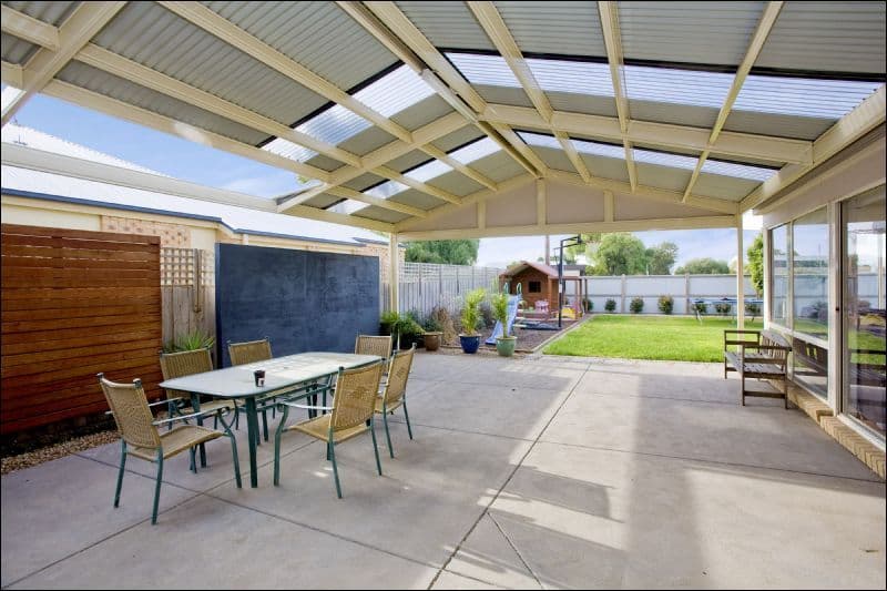 7 Greenleaf Drive, LARA VIC 3212, Lara - Thumbnail 3